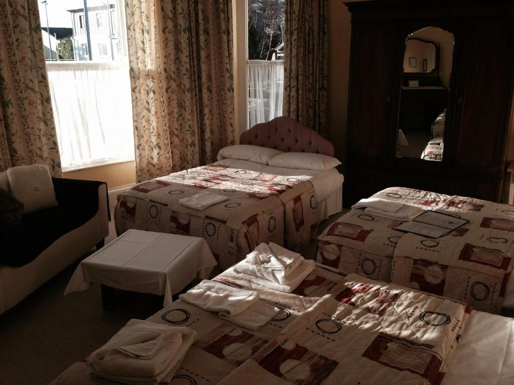 Tara Hall Accommodation Dun Laoghaire Bilik gambar